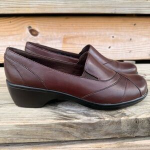 Clarks Brown Leather Loafers Slip On Comfort Shoes Block Heel Dress Business 8 M